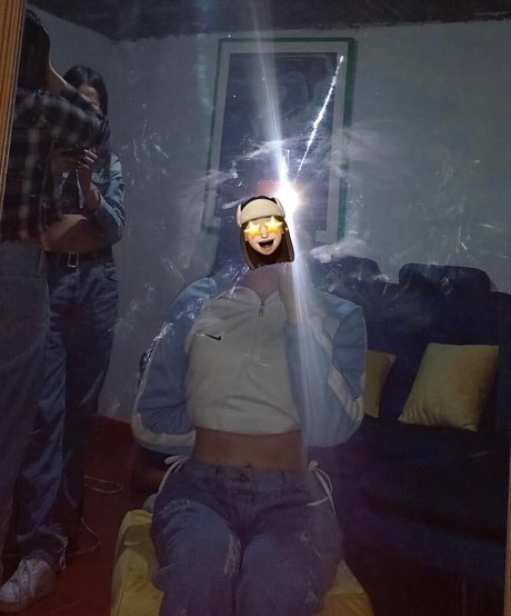 Foto di nudo di fuga di OnlyFans di Soy Danni18