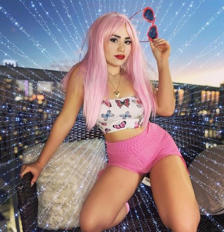 Foto di nudo di fuga di OnlyFans di Playgirlcarli18