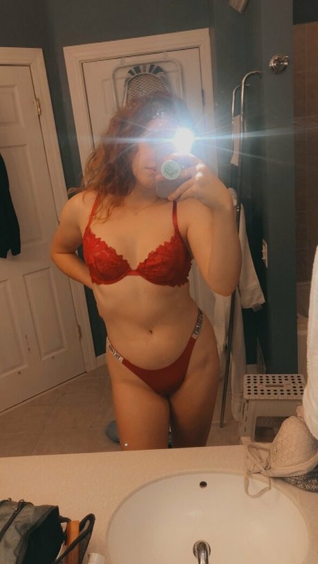 Foto di nudo di fuga di OnlyFans di Missrey96