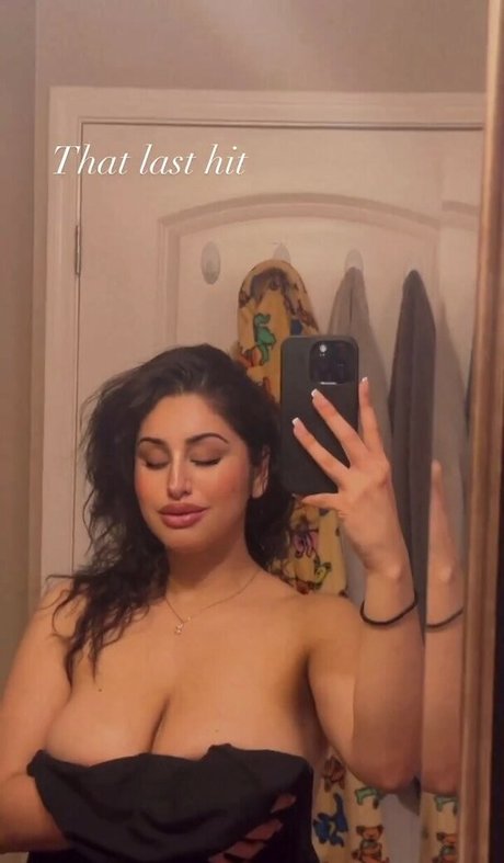 Foto di nudo di fuga di OnlyFans di Soirellehcim