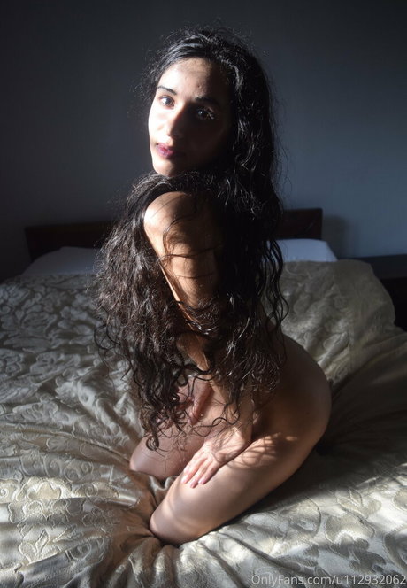 Mirabellaestella