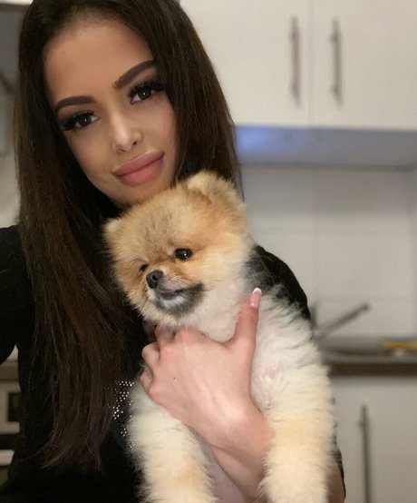 Foto di nudo di fuga di OnlyFans di Maya Bulgarien