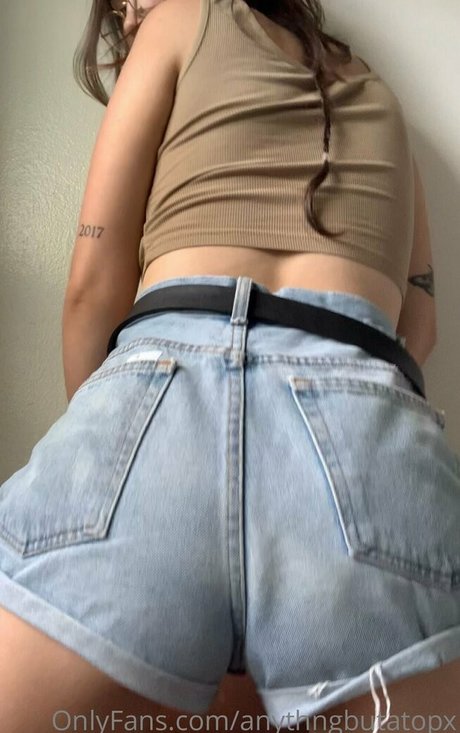 Foto di nudo di fuga di OnlyFans di Anythngbutatopx