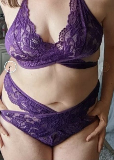 Foto di nudo di fuga di OnlyFans di Gapeach713