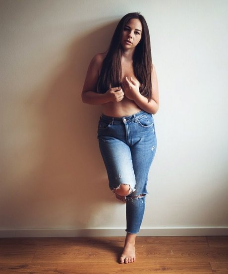 Foto di nudo di fuga di OnlyFans di Carmen Palme