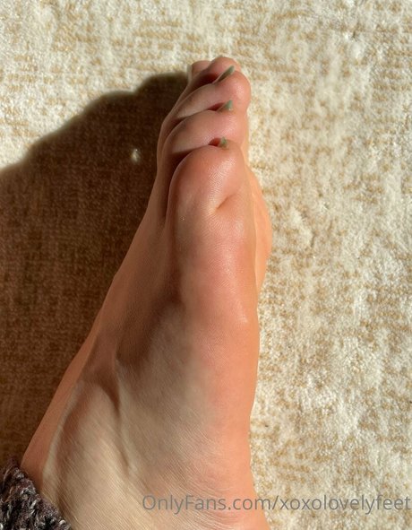 Xoxolovelyfeet