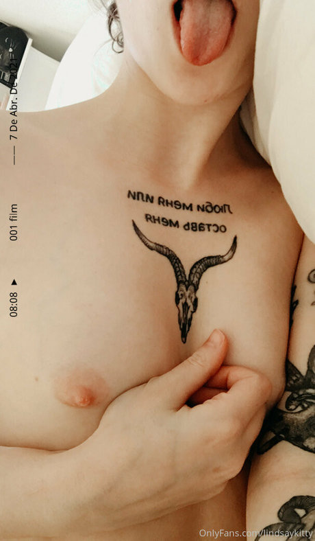 Foto di nudo di fuga di OnlyFans di Lindsaykitty