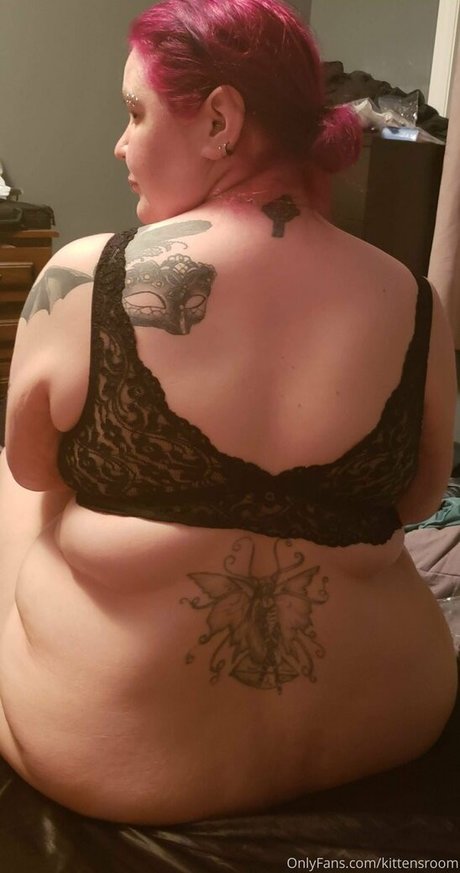 Foto di nudo di fuga di OnlyFans di Brihannababe