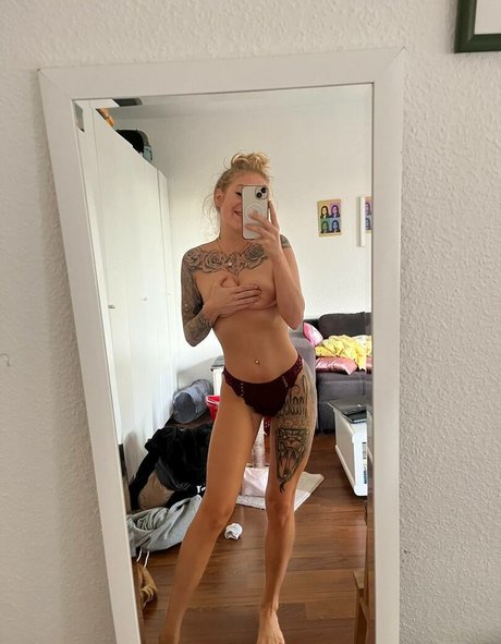 Nurselayla