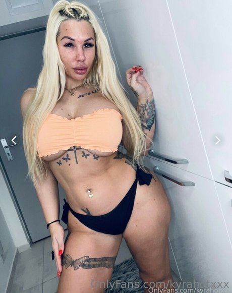 Foto di nudo di fuga di OnlyFans di Kyra Hot