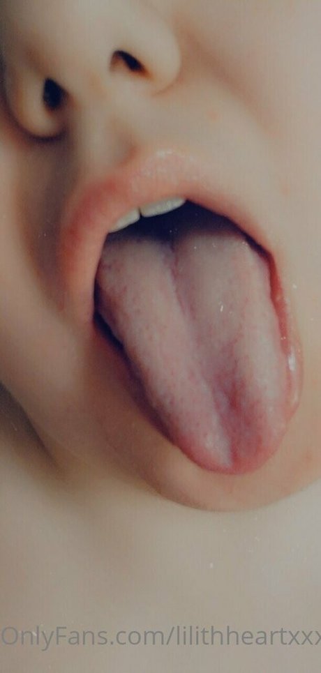 Foto di nudo di fuga di OnlyFans di Lilithheartxxx