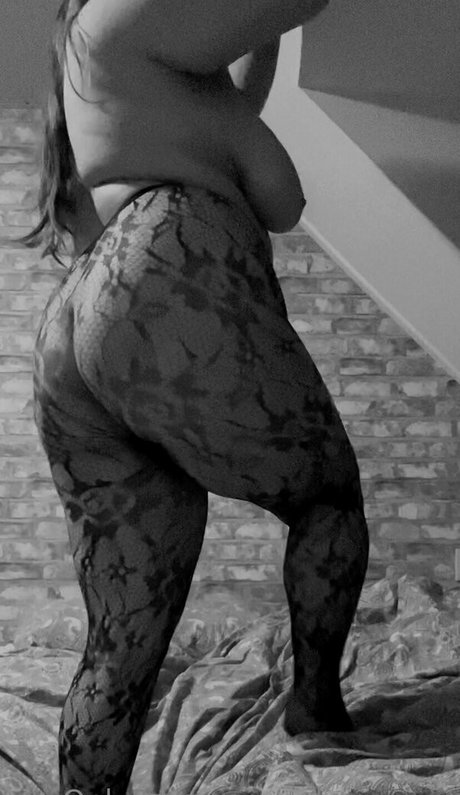 Foto di nudo di fuga di OnlyFans di Celinesugar