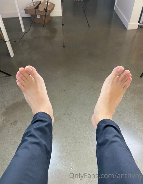 Foto di nudo di fuga di OnlyFans di Anthvny