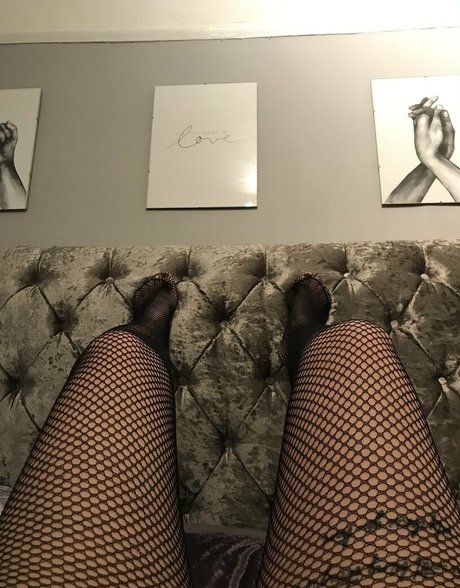 Foto di nudo di fuga di OnlyFans di Itsdollyxxx