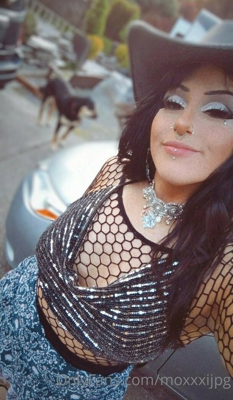 Moxxxijpg