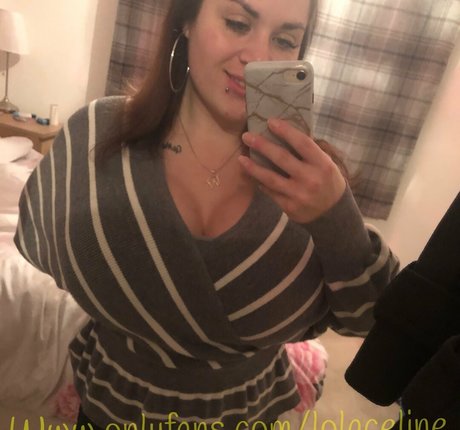 Foto di nudo di fuga di OnlyFans di Lolaceline