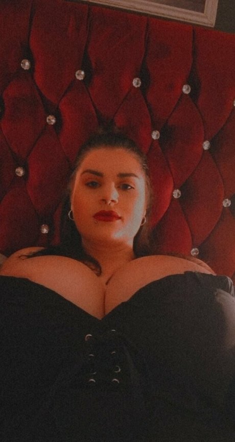 Foto di nudo di fuga di OnlyFans di Lolaceline