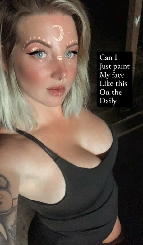 Foto di nudo di fuga di OnlyFans di Annie Anarchy
