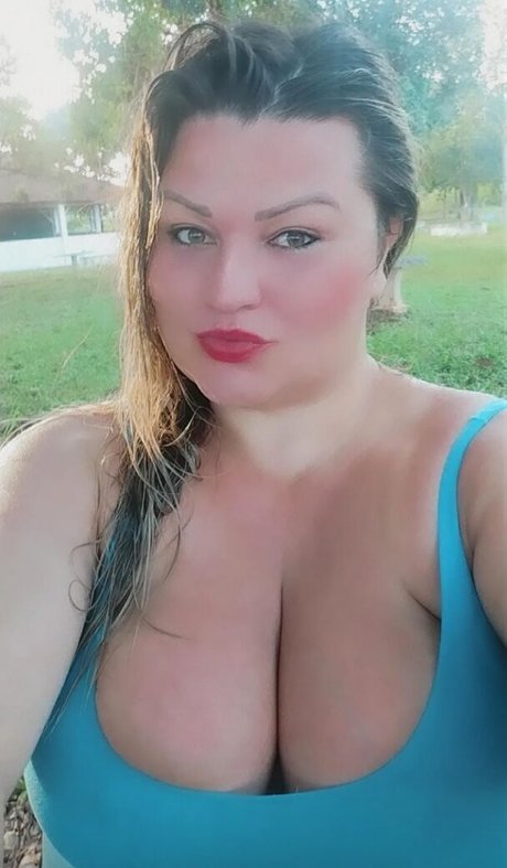 Foto di nudo di fuga di OnlyFans di Marcela Koday
