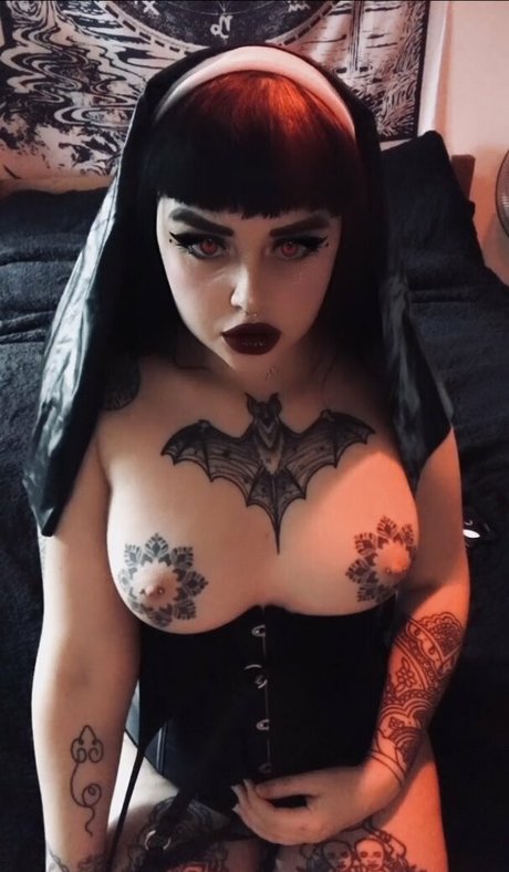 Foto di nudo di fuga di OnlyFans di Diilestrange