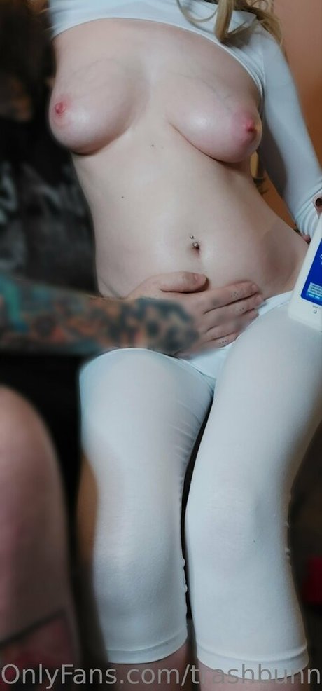 Foto di nudo di fuga di OnlyFans di Trashbunnyro