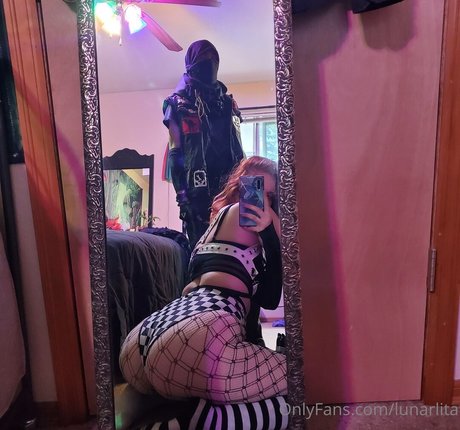 Foto di nudo di fuga di OnlyFans di Lunarlita