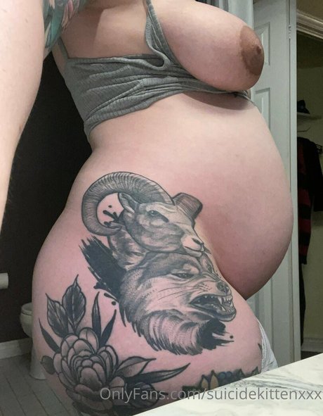 Foto di nudo di fuga di OnlyFans di Suicidekittenxxx
