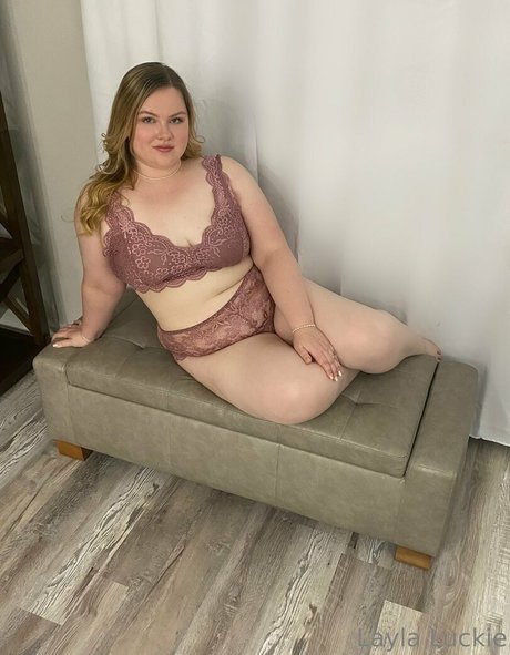 Laylaluckie24