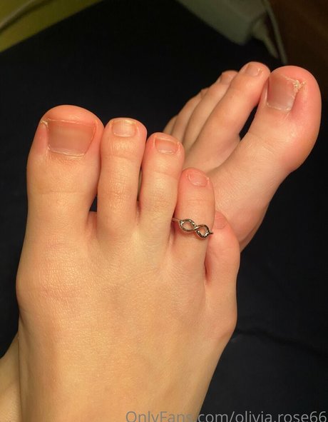 Foto di nudo di fuga di OnlyFans di Oliviarose66