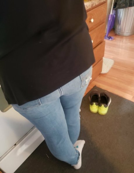 Foto di nudo di fuga di OnlyFans di Itsyourgirl44