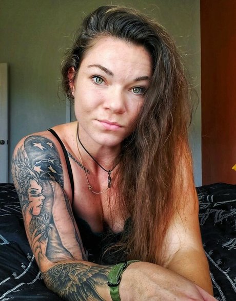 Foto di nudo di fuga di OnlyFans di Americankat