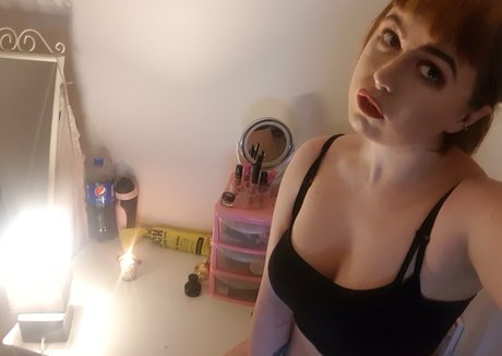 Foto di nudo di fuga di OnlyFans di Kittymisfituk