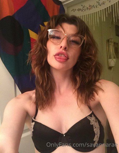 Foto di nudo di fuga di OnlyFans di Theesavannawhitee