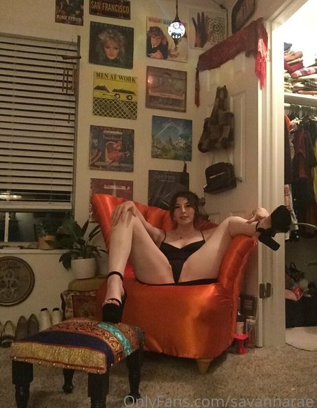 Theesavannawhitee