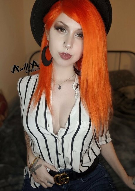 Foto di nudo di fuga di OnlyFans di Axillia