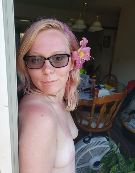 Foto di nudo di fuga di OnlyFans di Redheadraven