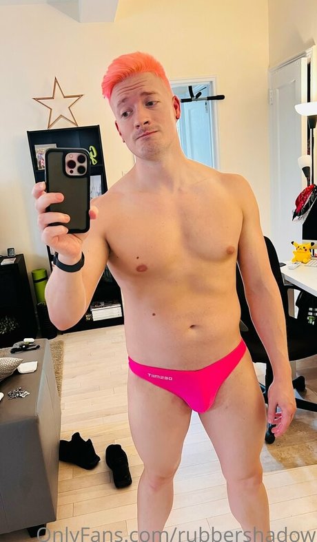 Foto di nudo di fuga di OnlyFans di Rubbershadow