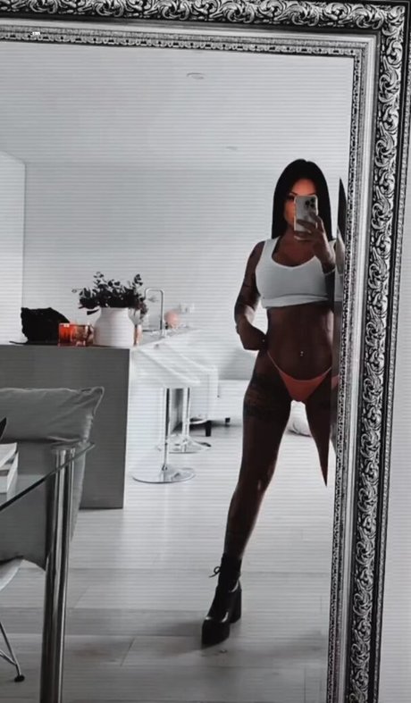 Foto di nudo di fuga di OnlyFans di Priscillaspiridis