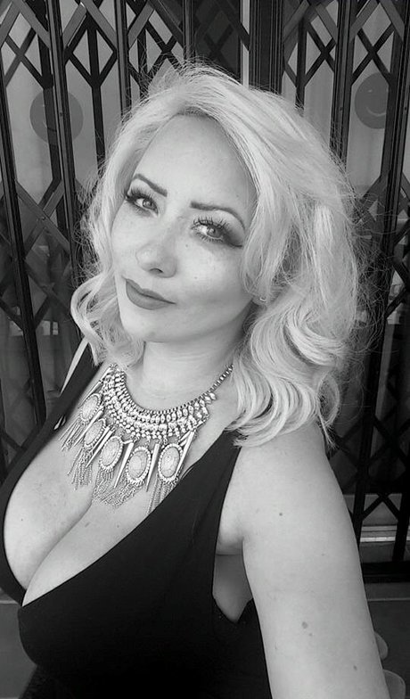 Stephanie Fox