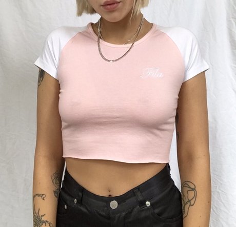 Foto di nudo di fuga di OnlyFans di Alice Copeland