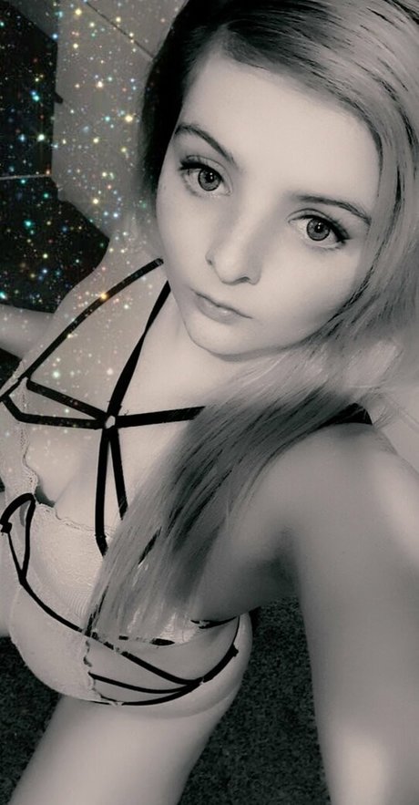 Alexxxuncensoredx