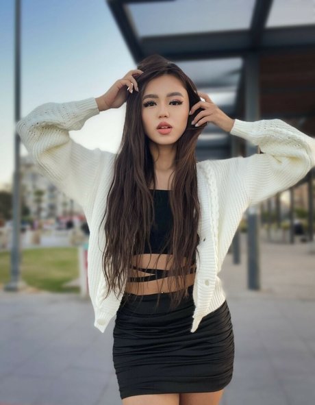 Foto di nudo di fuga di OnlyFans di Zhang