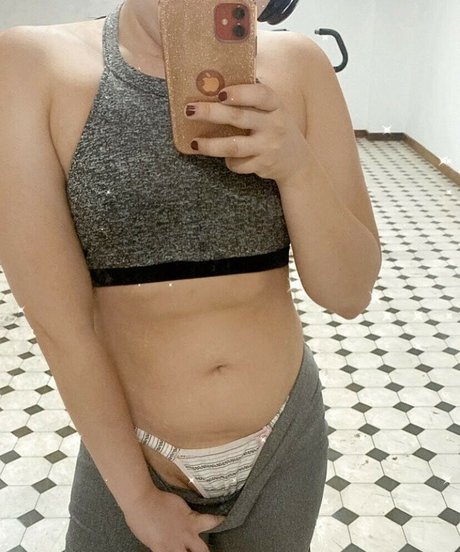 Foto di nudo di fuga di OnlyFans di Na Academia