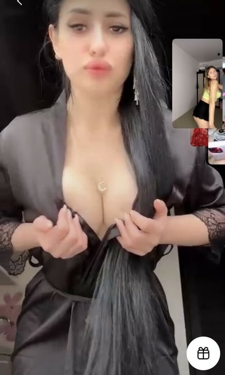 Foto di nudo di fuga di OnlyFans di Janym