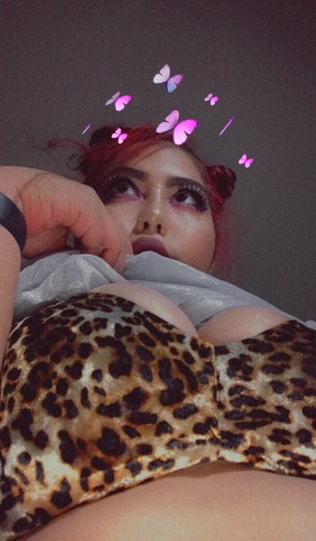 Foto di nudo di fuga di OnlyFans di Lightnesss