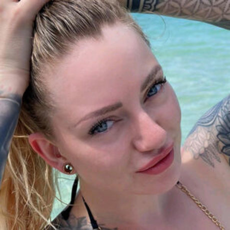 Foto di nudo di fuga di OnlyFans di Sinead Bales