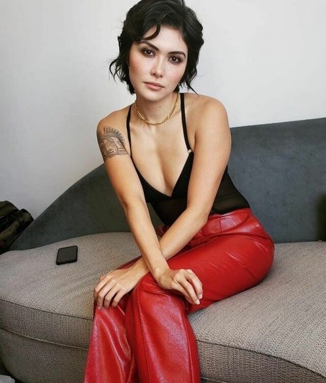Foto di nudo di fuga di OnlyFans di Daniella Pineda