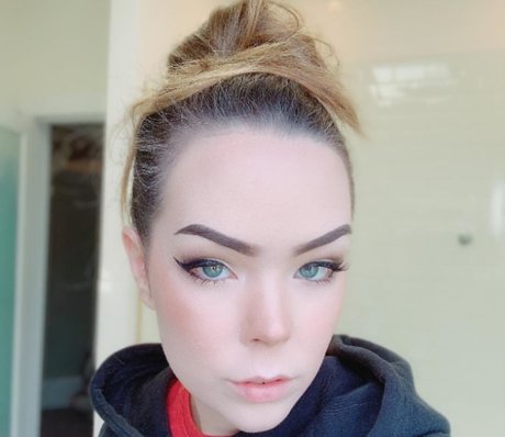 Foto di nudo di fuga di OnlyFans di Suzy Berhow