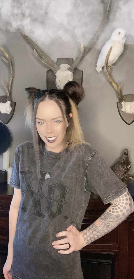 Foto di nudo di fuga di OnlyFans di Suzy Berhow