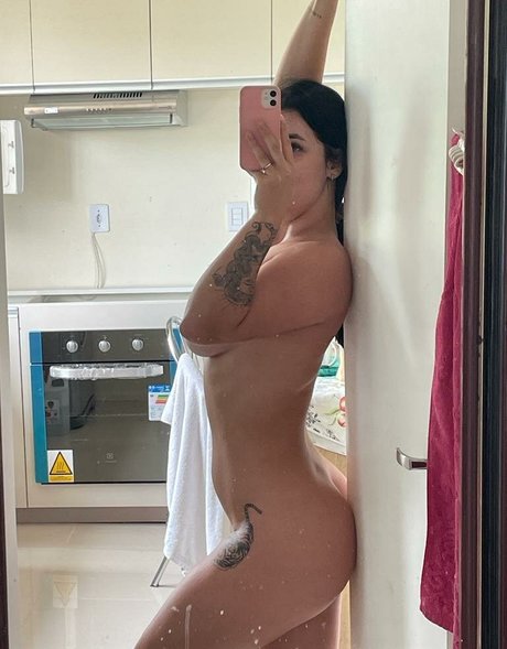 Foto di nudo di fuga di OnlyFans di Giuhell